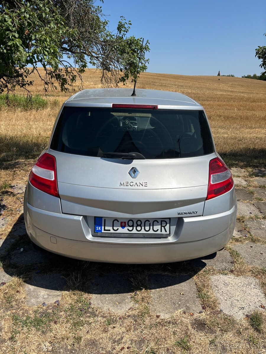 Predám Renault Mégane II 1.4 16V benzín - 3