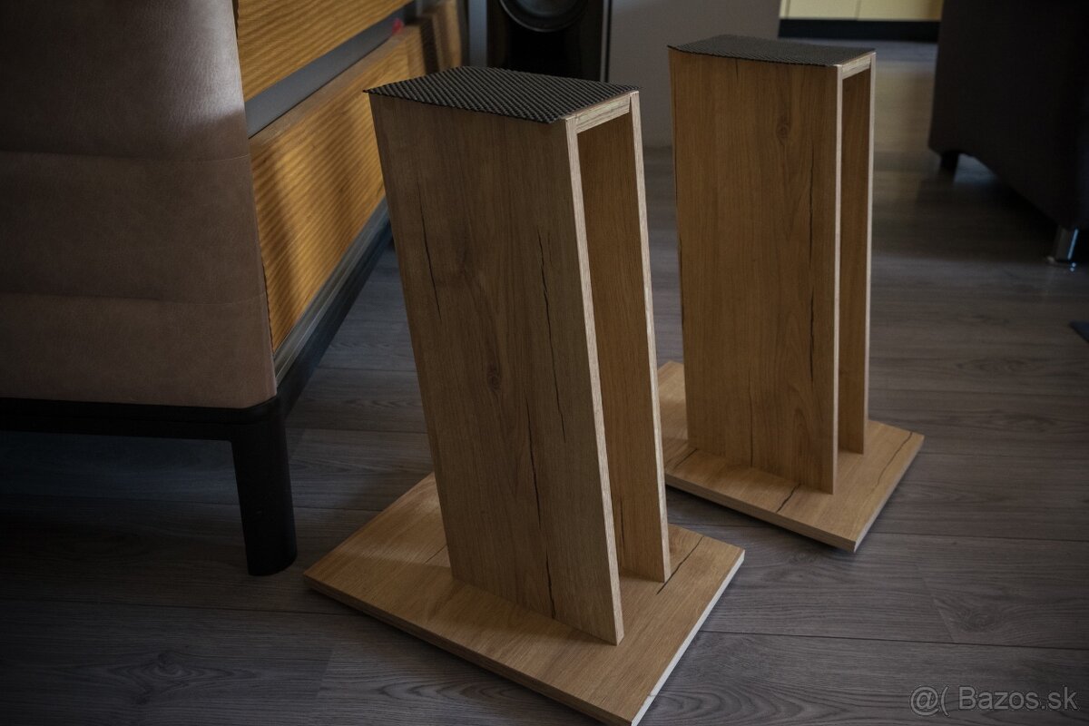 Stojany na repro DIY - 3