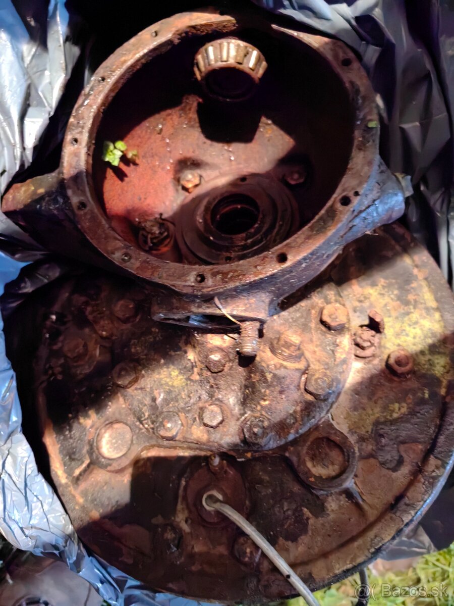 Predam predne reduktory na tatra 805 - 3