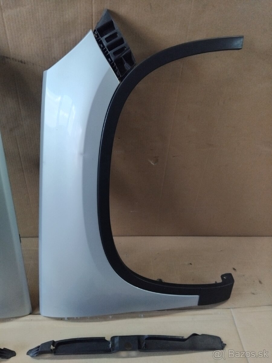 predné blatníky Tiguan - LA7W 8E8E - 3