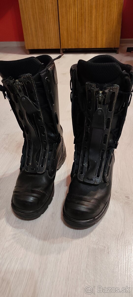 Hasičská zásahová obuv - 3