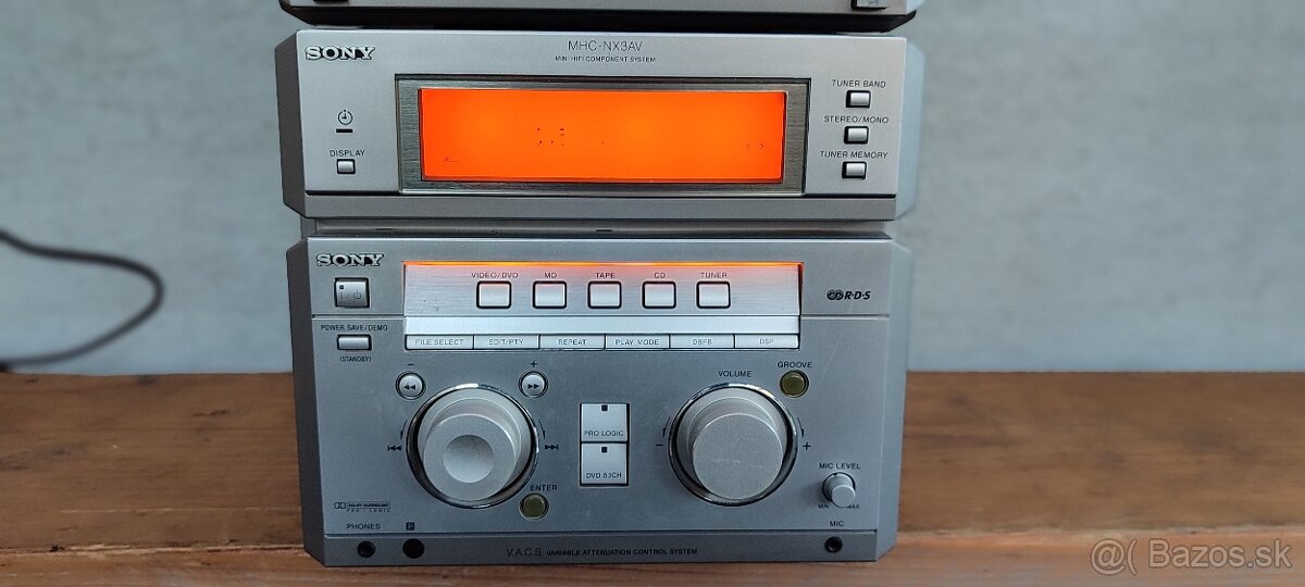 Hi-fi veža Sony - 3
