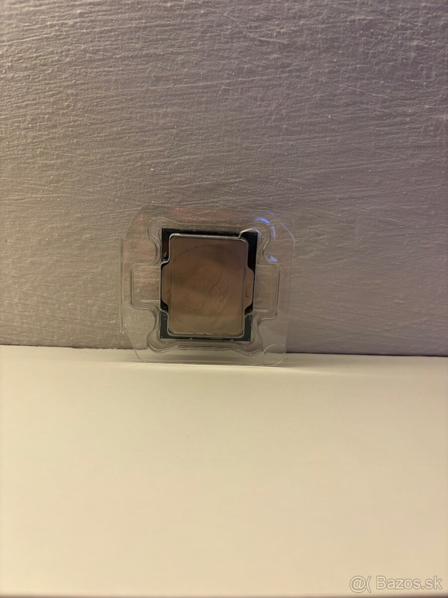 Intel Core i3-13100F (13. gen, 2023) - 3