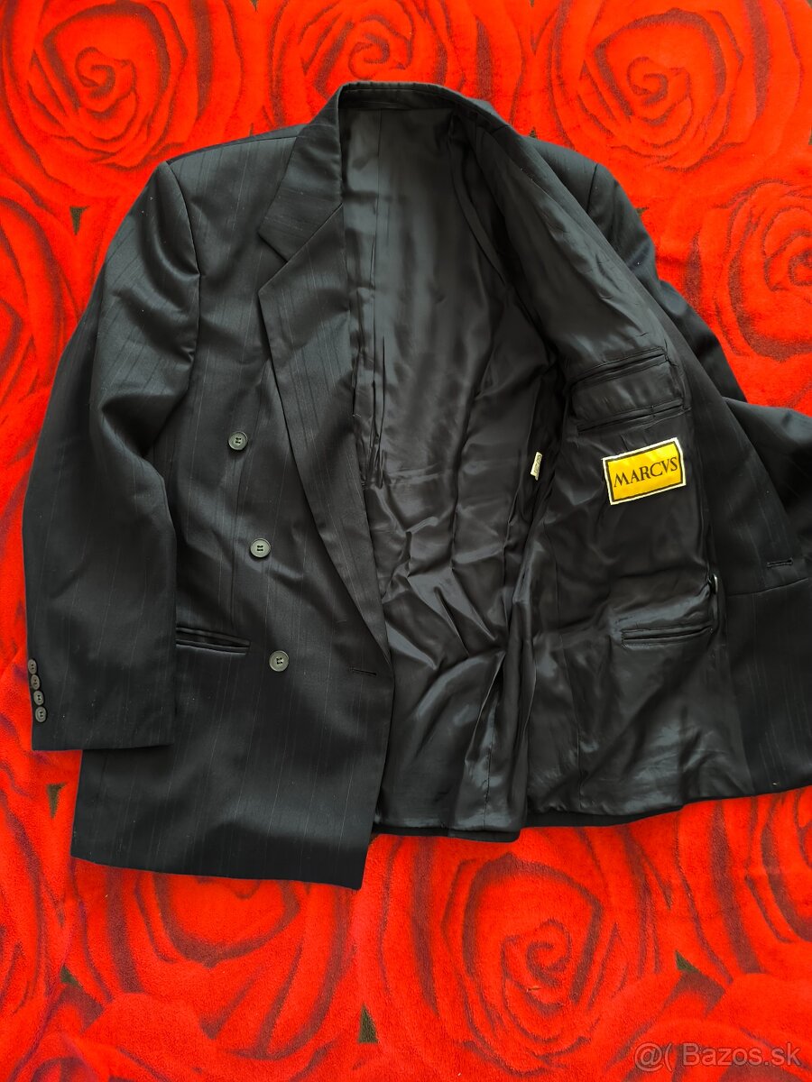 Pánsky tmavomodrý oblek. - 3