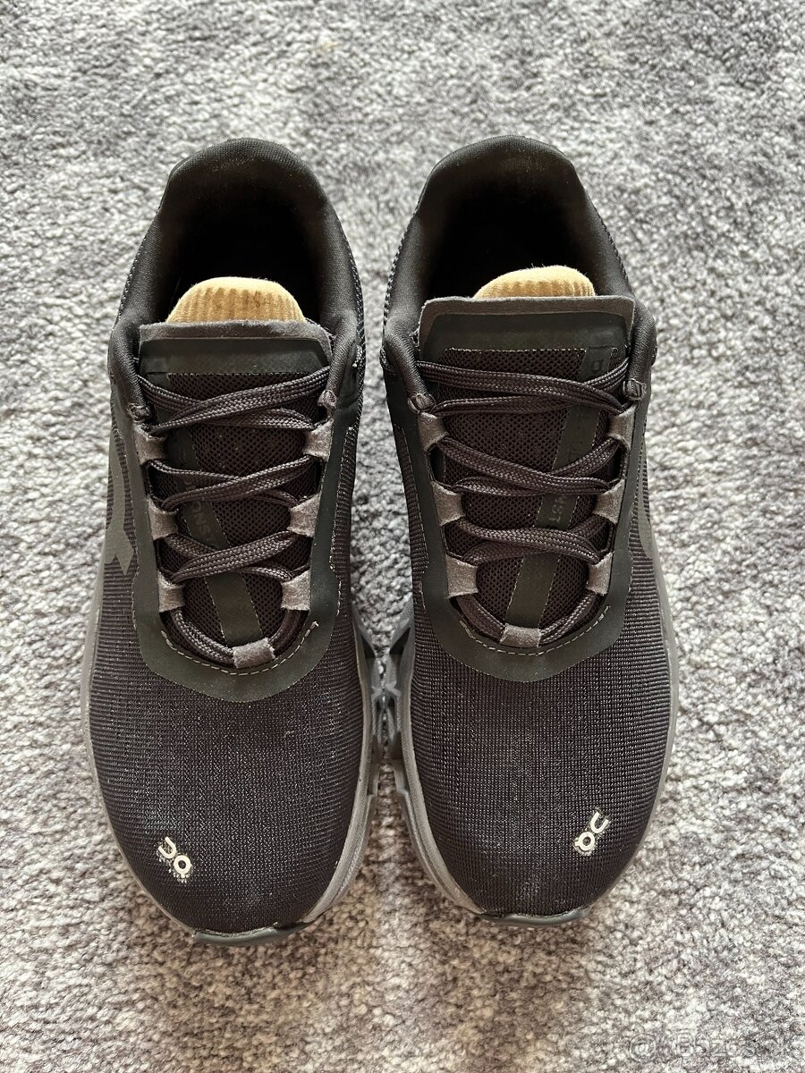 On Running, model Cloudmonster, velikost 36,5 - 3