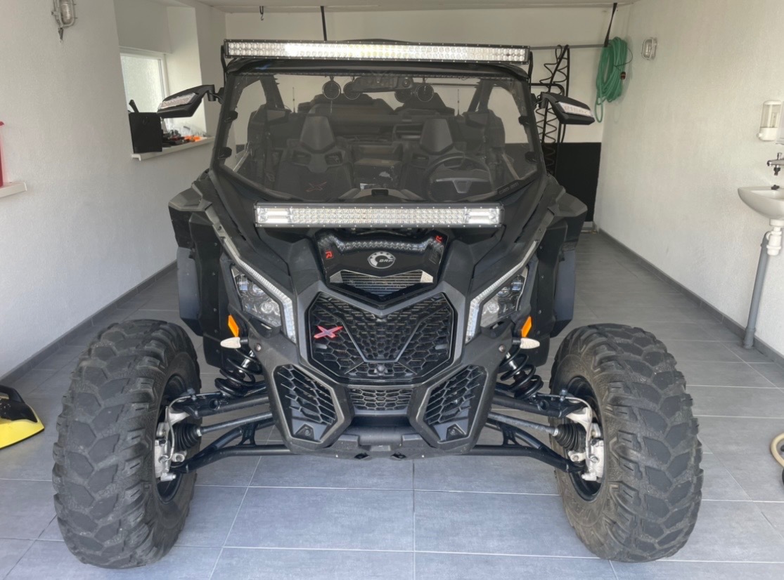 CAN-AM MAVERICK