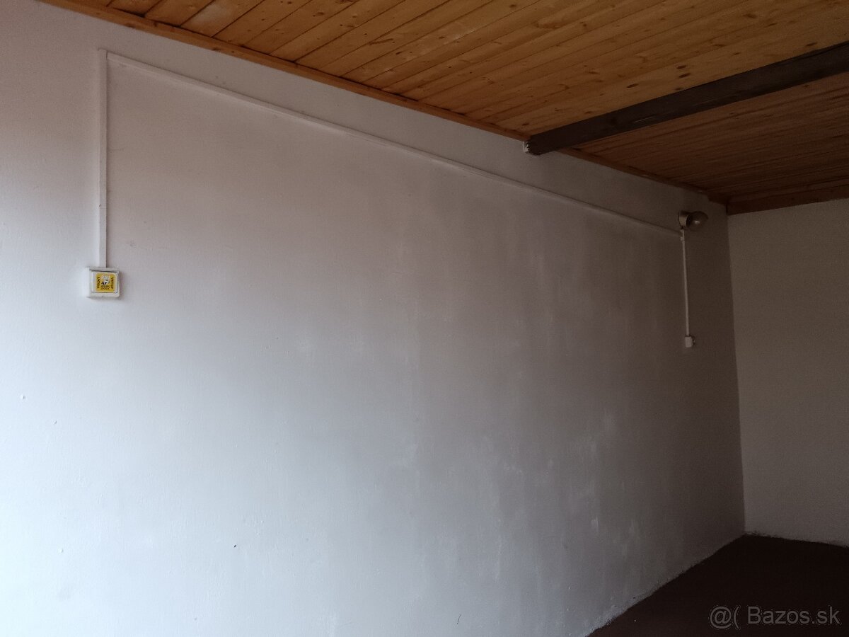 Garáž na predaj v Liptovskom Mikuláši - 3