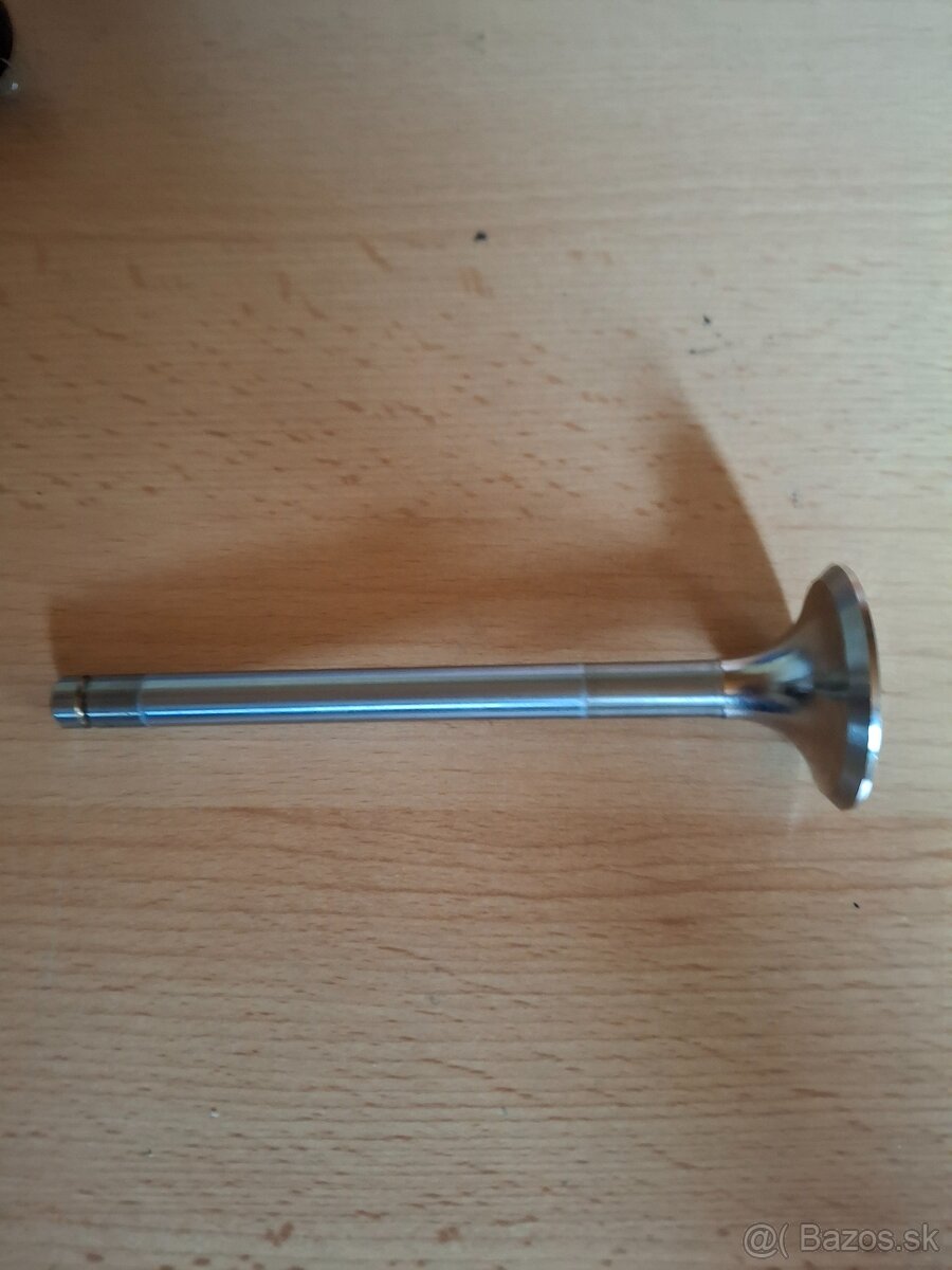 Náhradné diely - 3