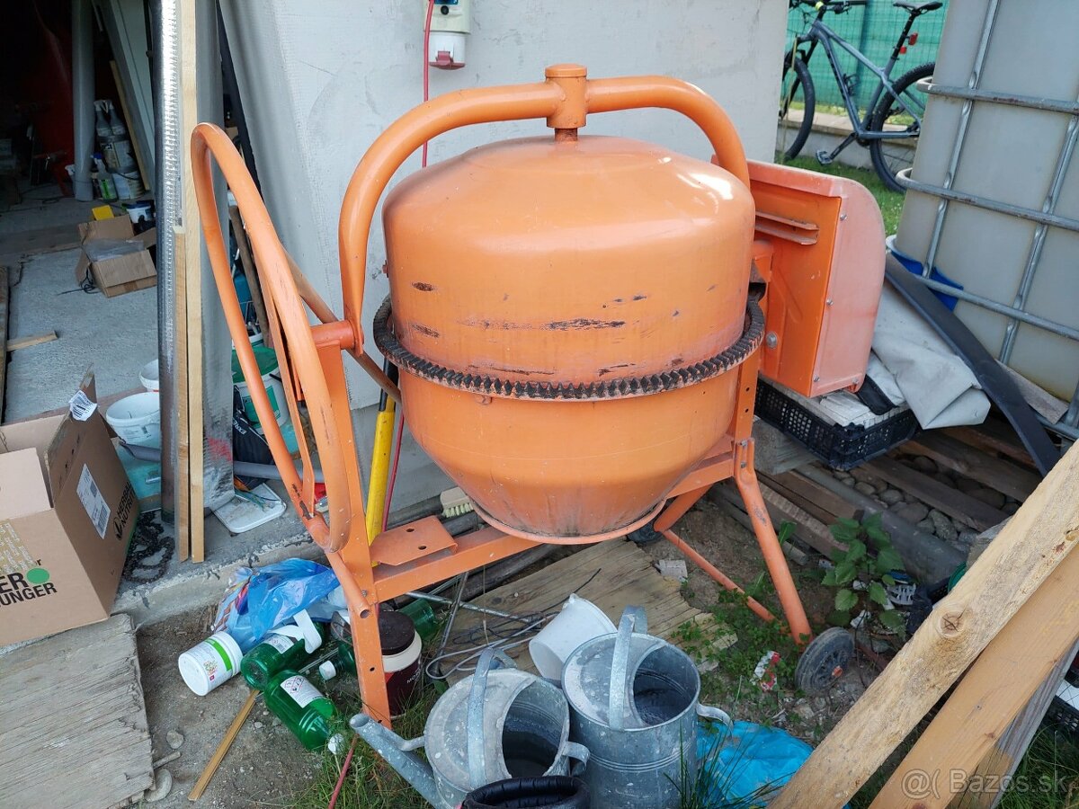 Predám miešačku BETONEIRA 140 V230 - 3