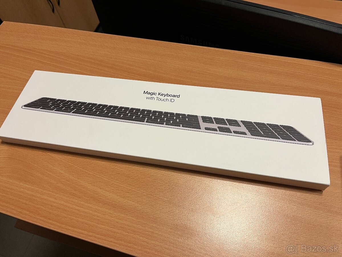 Apple Magic Keyboard s Touch ID a Numerickou klávesnicou - S - 3