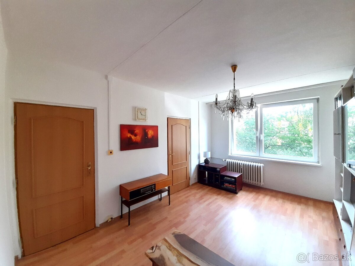 V ponuke na predaj 3 izbový byt, 66m2,Terasa, Humenská - 3