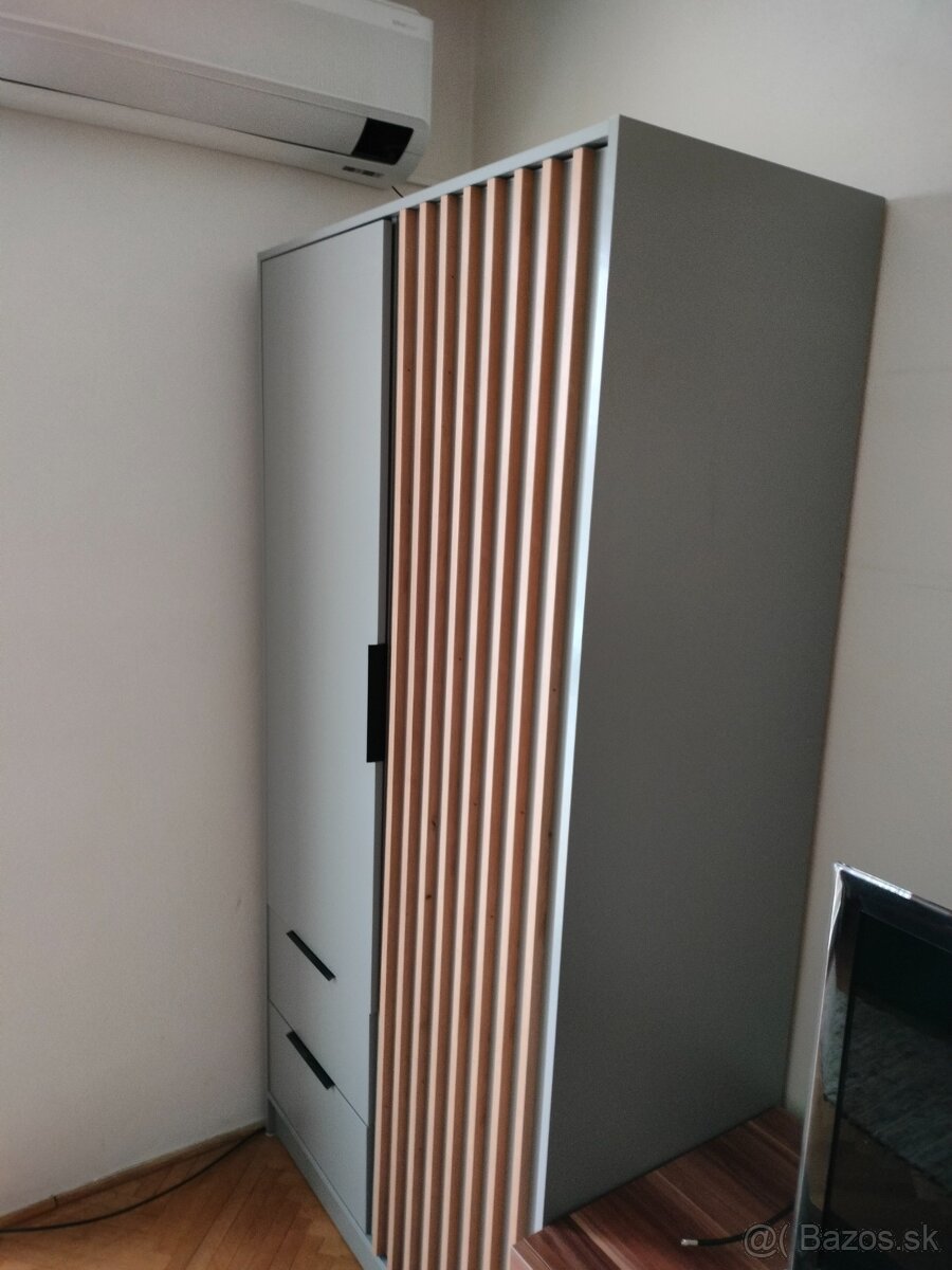 Skriňa Wilsondo - 3