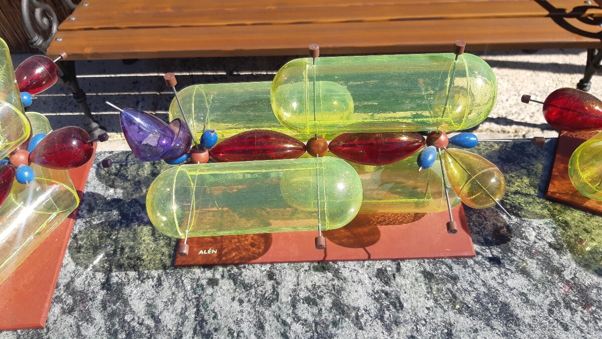 Učebná školsá pomôcka chémia - 3