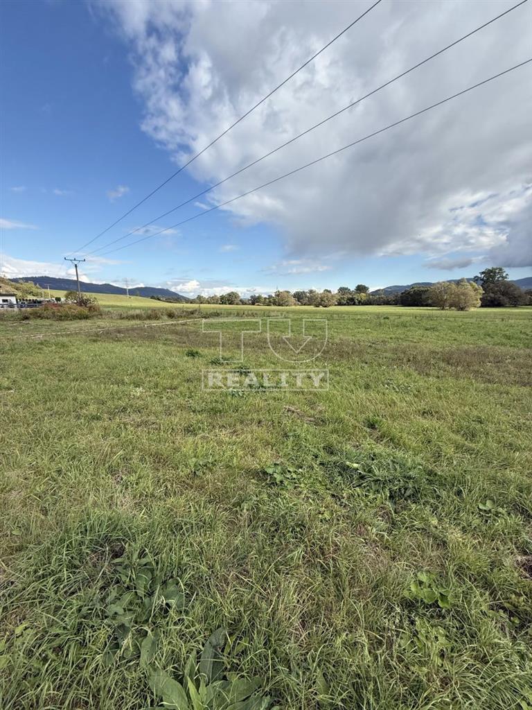 TUreality Vám ponúka na predaj pozemok pre rodinný dom - 3