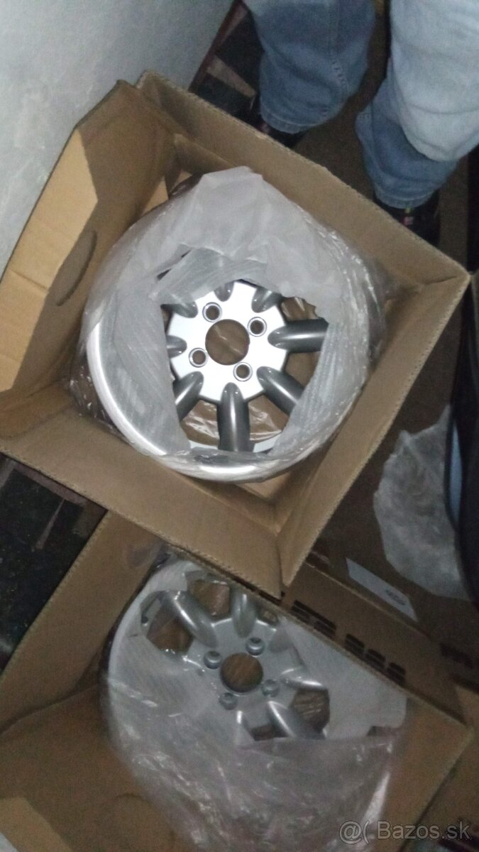 Disky triumph Spitfire, gt6, / diely na Jawa 250 špeciál - 3