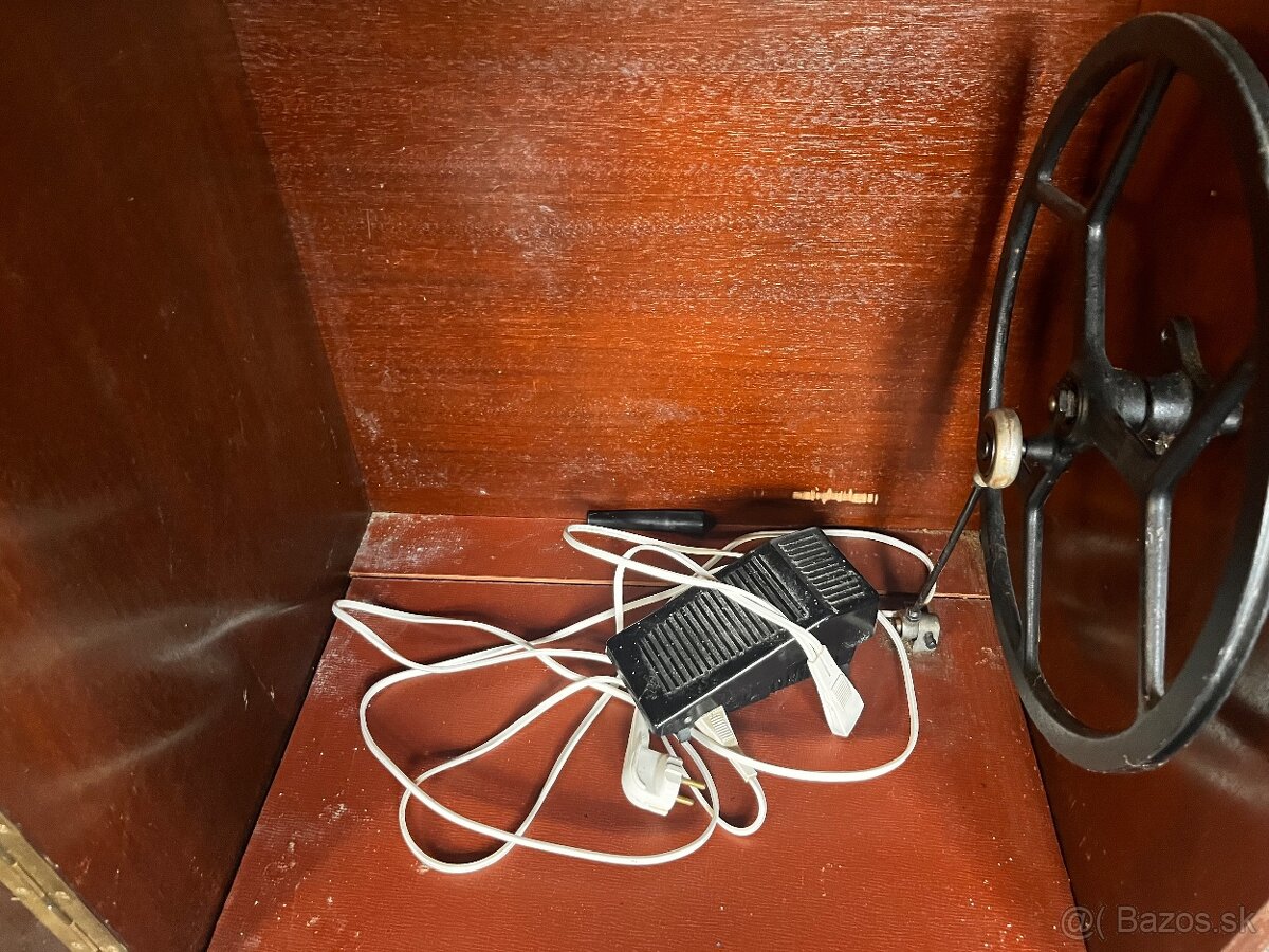 Šijací stroj Veritas - 3