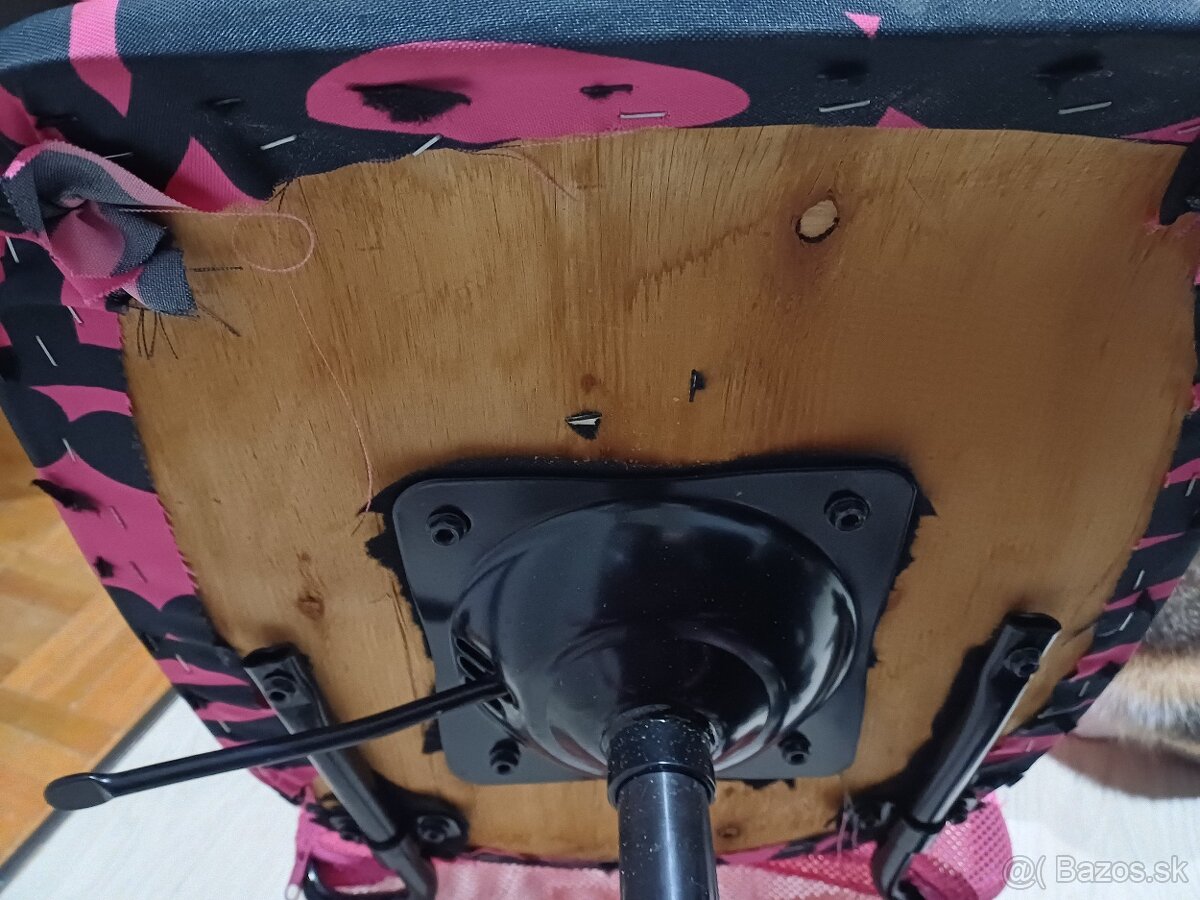 Otočná stolička Ikea - 3