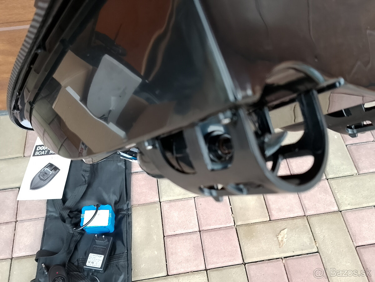 Zavážacia loďka D008 s GPS - 3