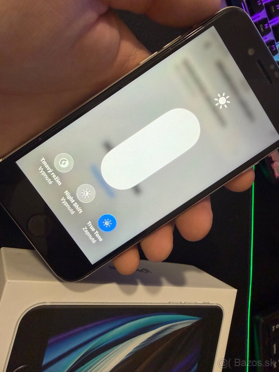 iPhone SE 2022 64GB Biely - 3