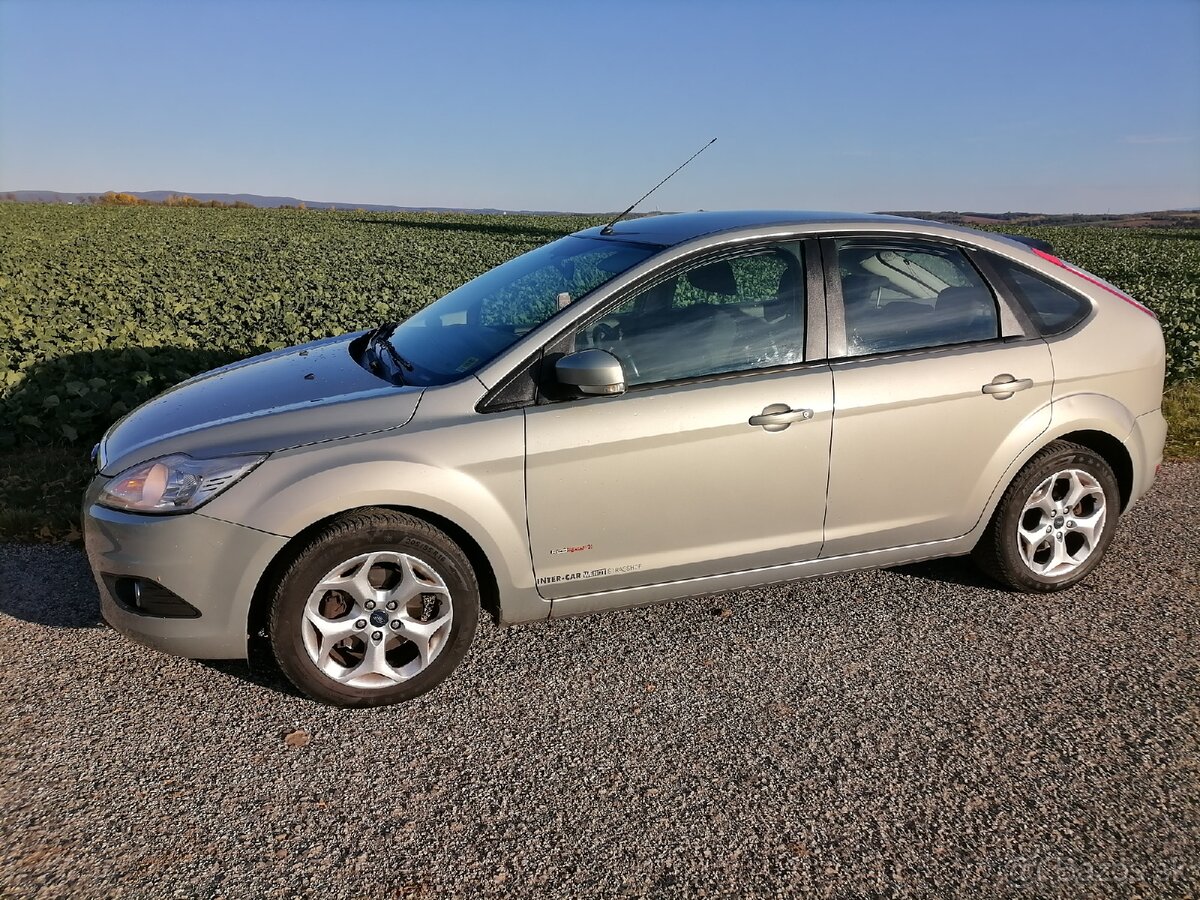 Ford Focus, benzín - 3