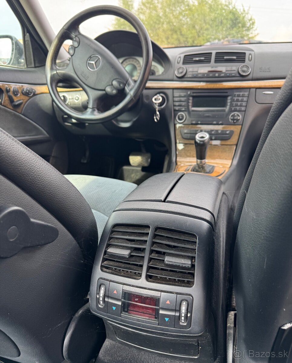 Mercedes-Benz E 320CDI - 3