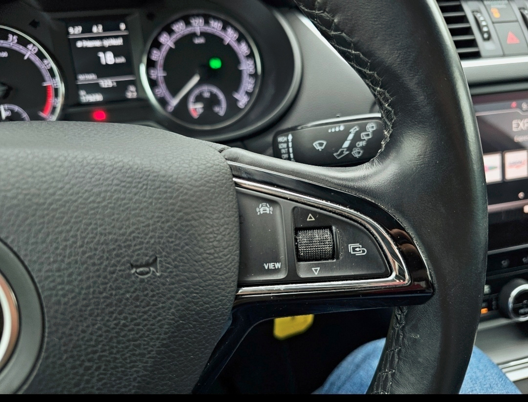 Koliesko do multifunkčného volantu ŠKODA - 3