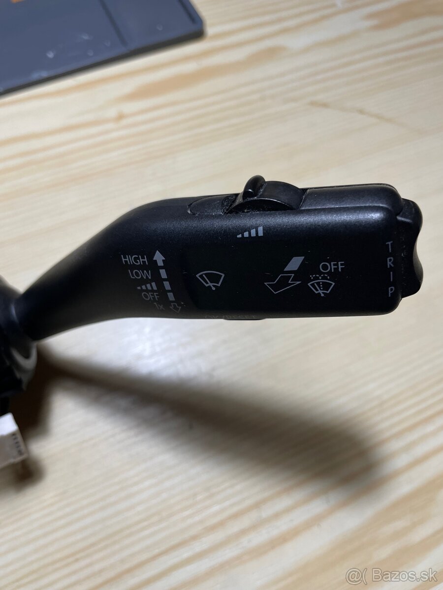 Octavia 2, Superb 2 packy, smerovky, tempomat - 3