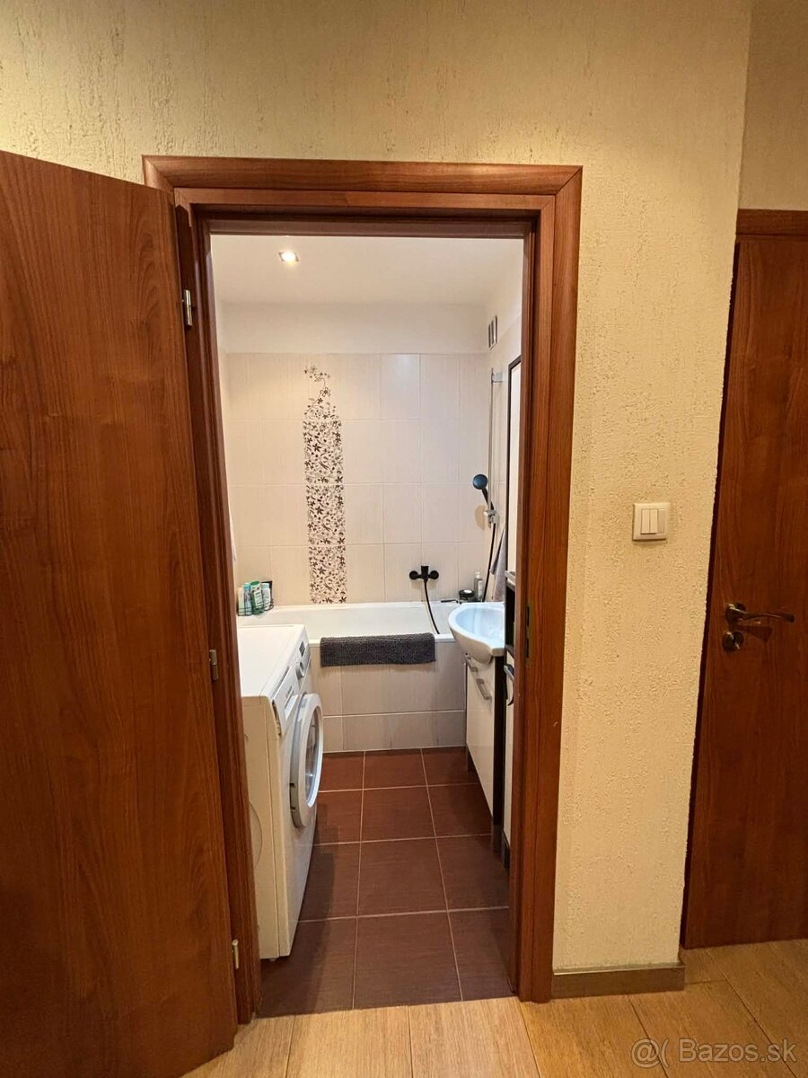 Orechové Obložky a dvere - 3