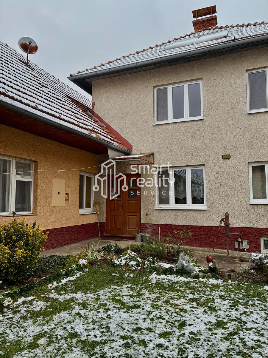 Dvojpodlažný rodinný dom Lovča - 3