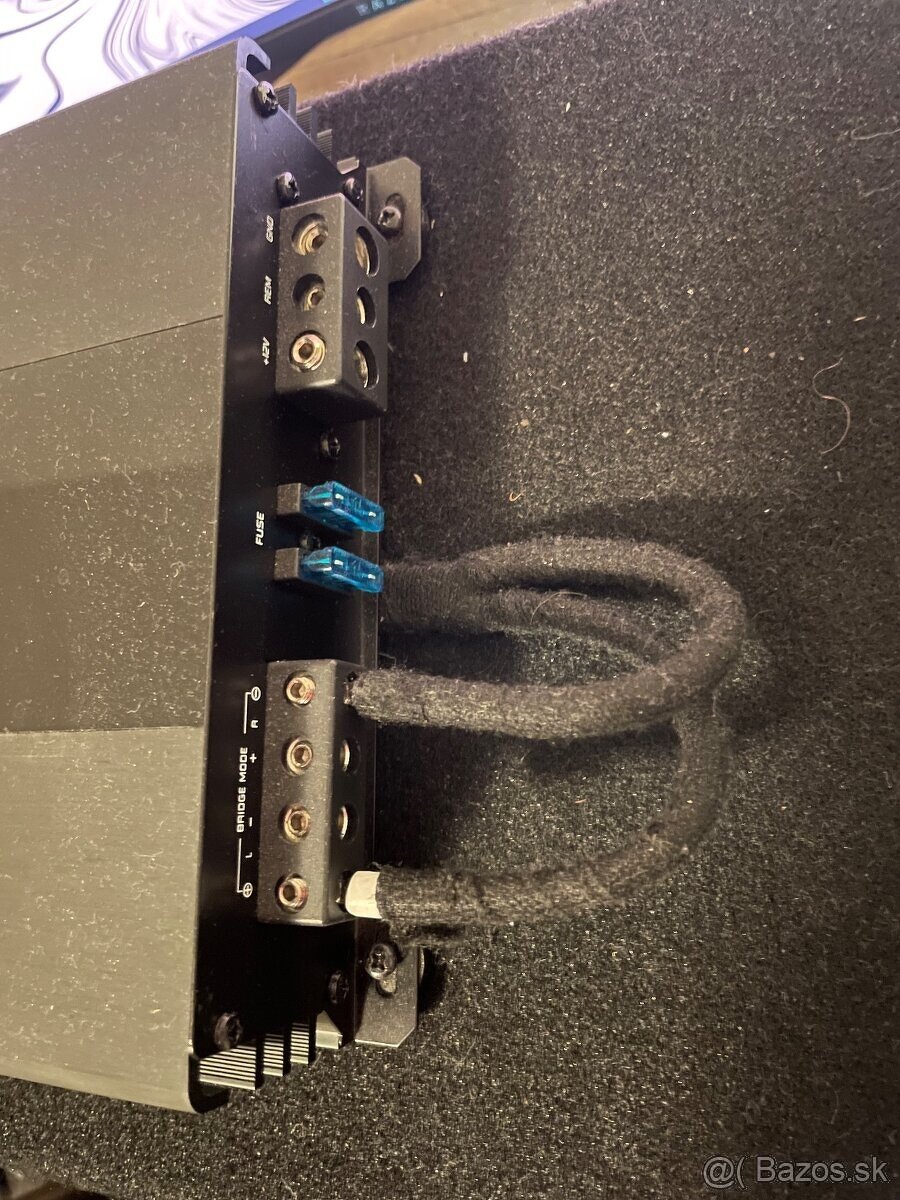 Subwoofer do auta - GROUND ZERO - 3