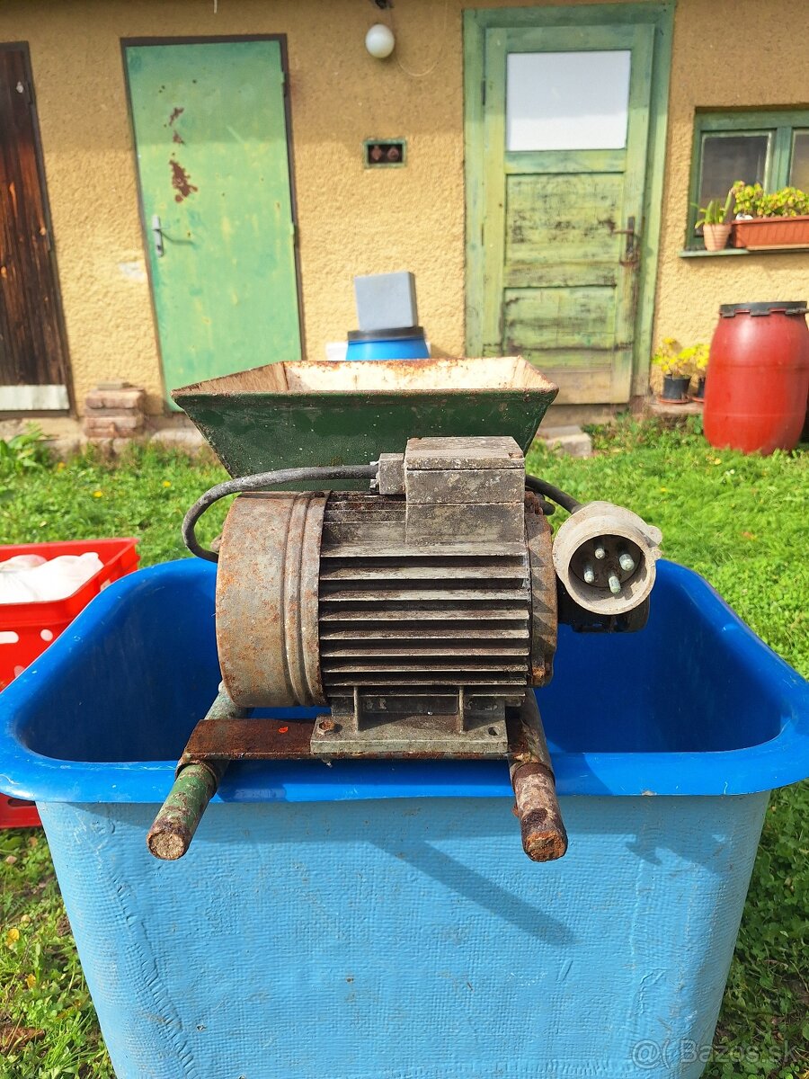 Elektrický mlynček na hrozno - 3