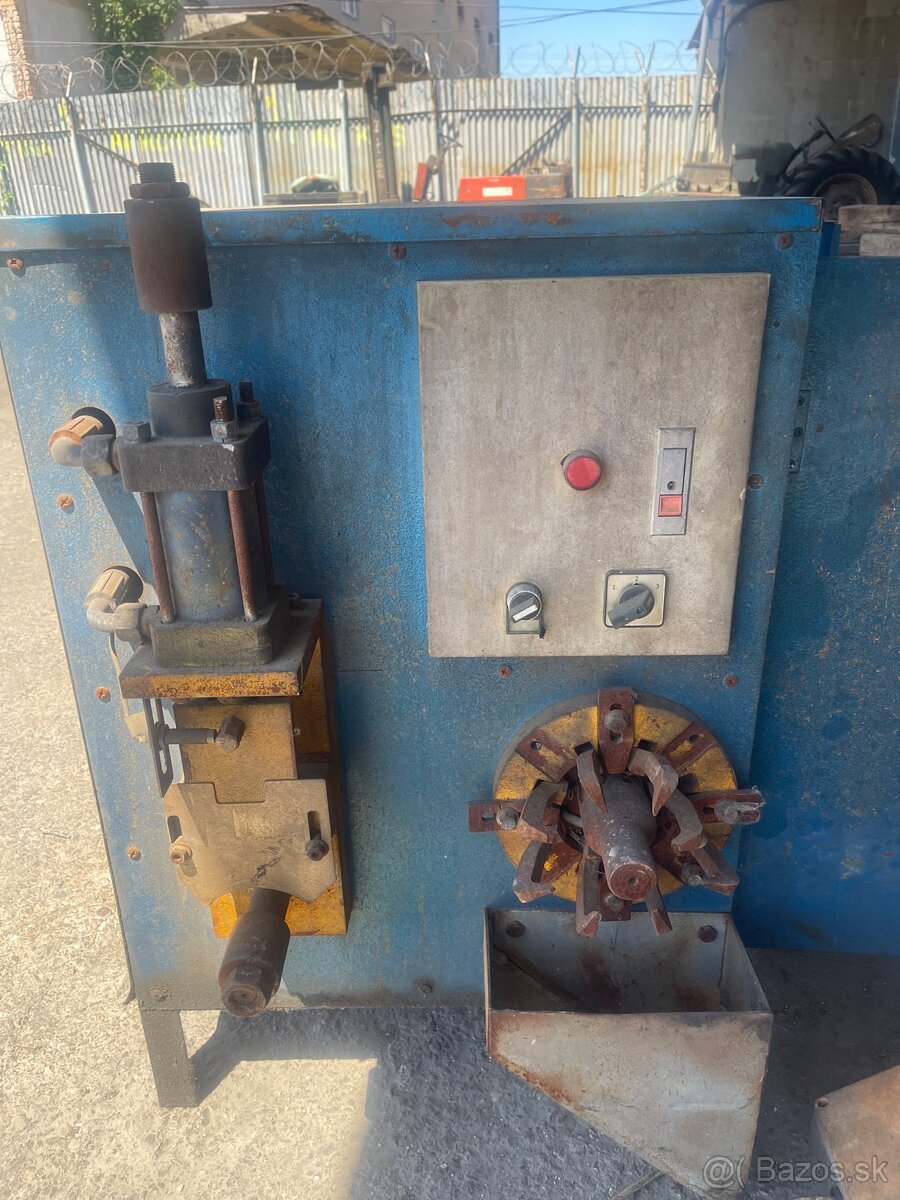 Stroj na rozoberanie el. Motorov - 3