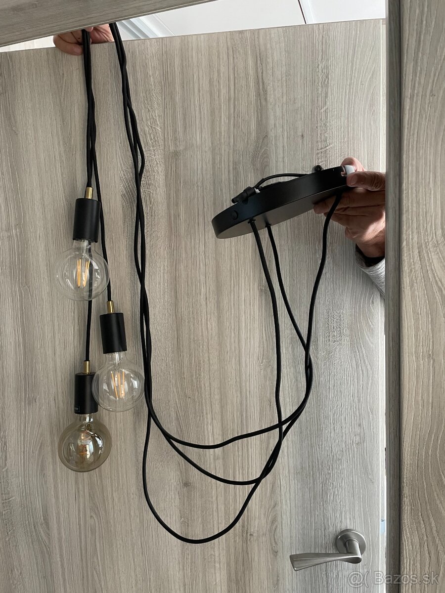 Visiace svietidlá - 3