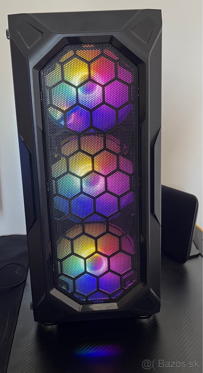 herný počítač. - 3