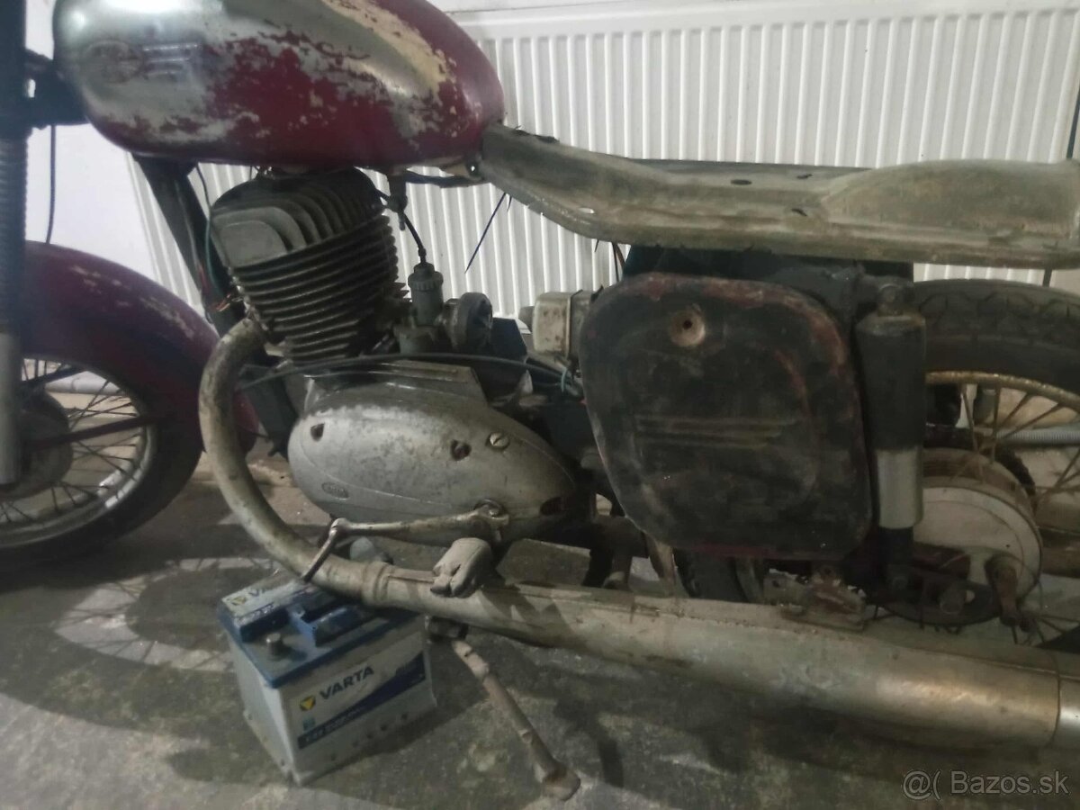 JAWA 250 559 panelka torzo - 3