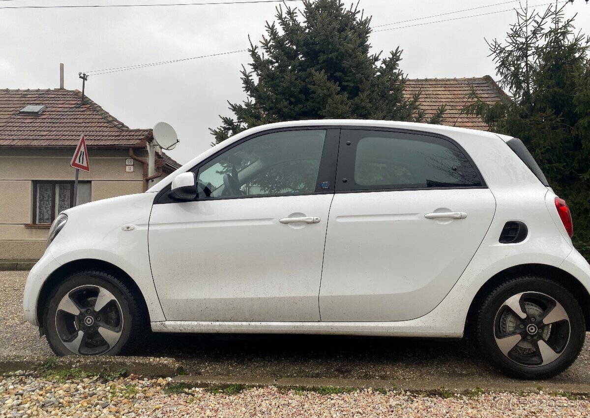 Smart EQ Forfour Elektromobil - 3
