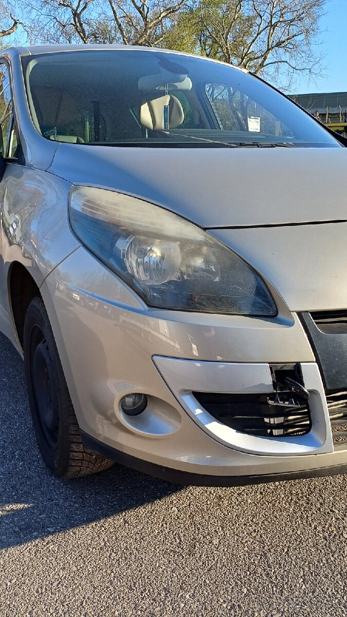 Renault Scenic 1.4i 96kw r.2009 - 3