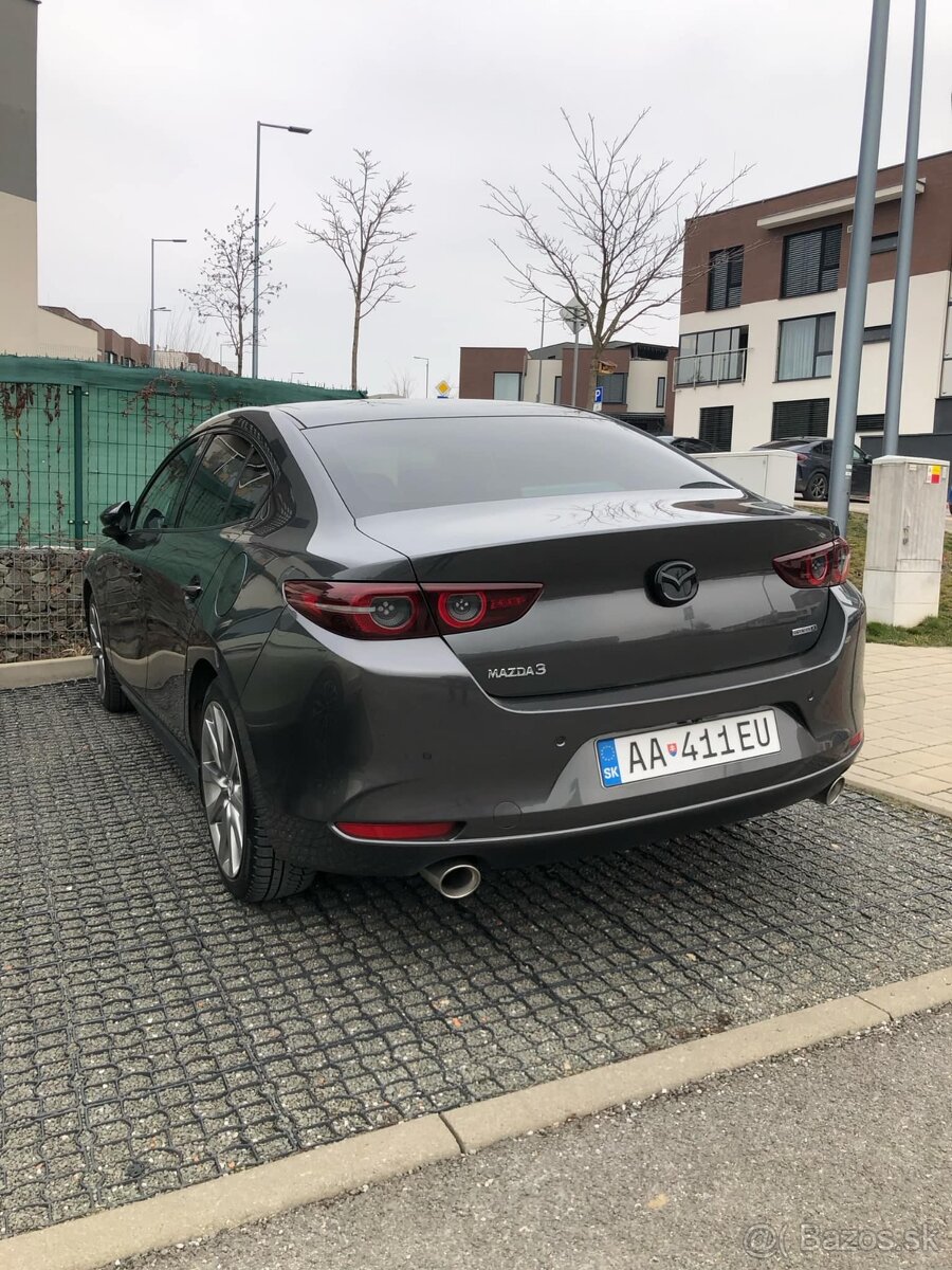 Mazda 3 Skyactiv X 132KW automat sedan - 3
