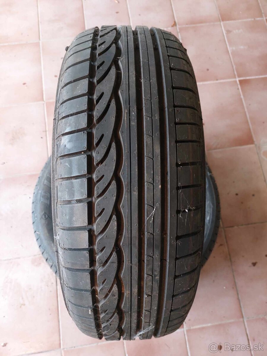 Predam pneu 185 60 15 - 3