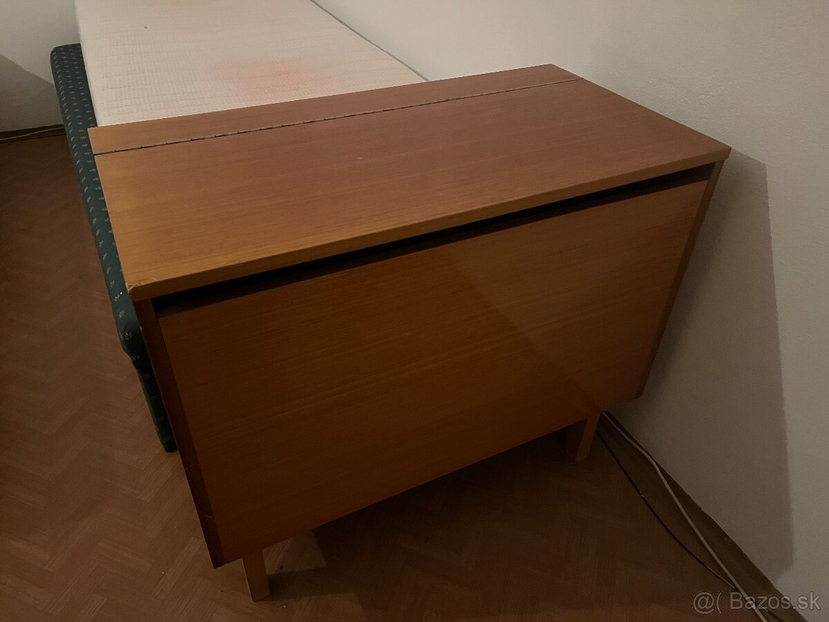 Retro starožitnosti nábytok - 3