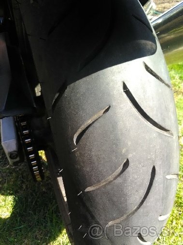 Suzuki Bandit 600 - 3