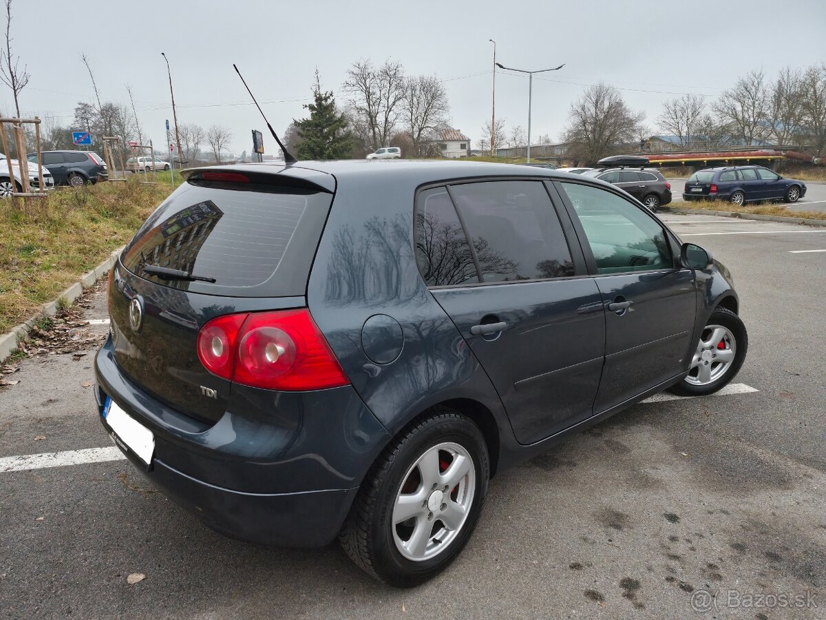 Predám Volkswagen Golf V 1.9 TDI - 3