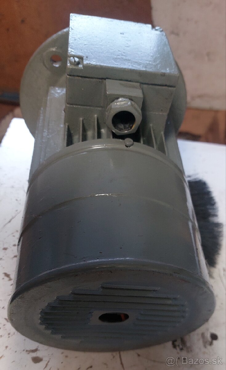 Motor 220V 0,55kW - 3