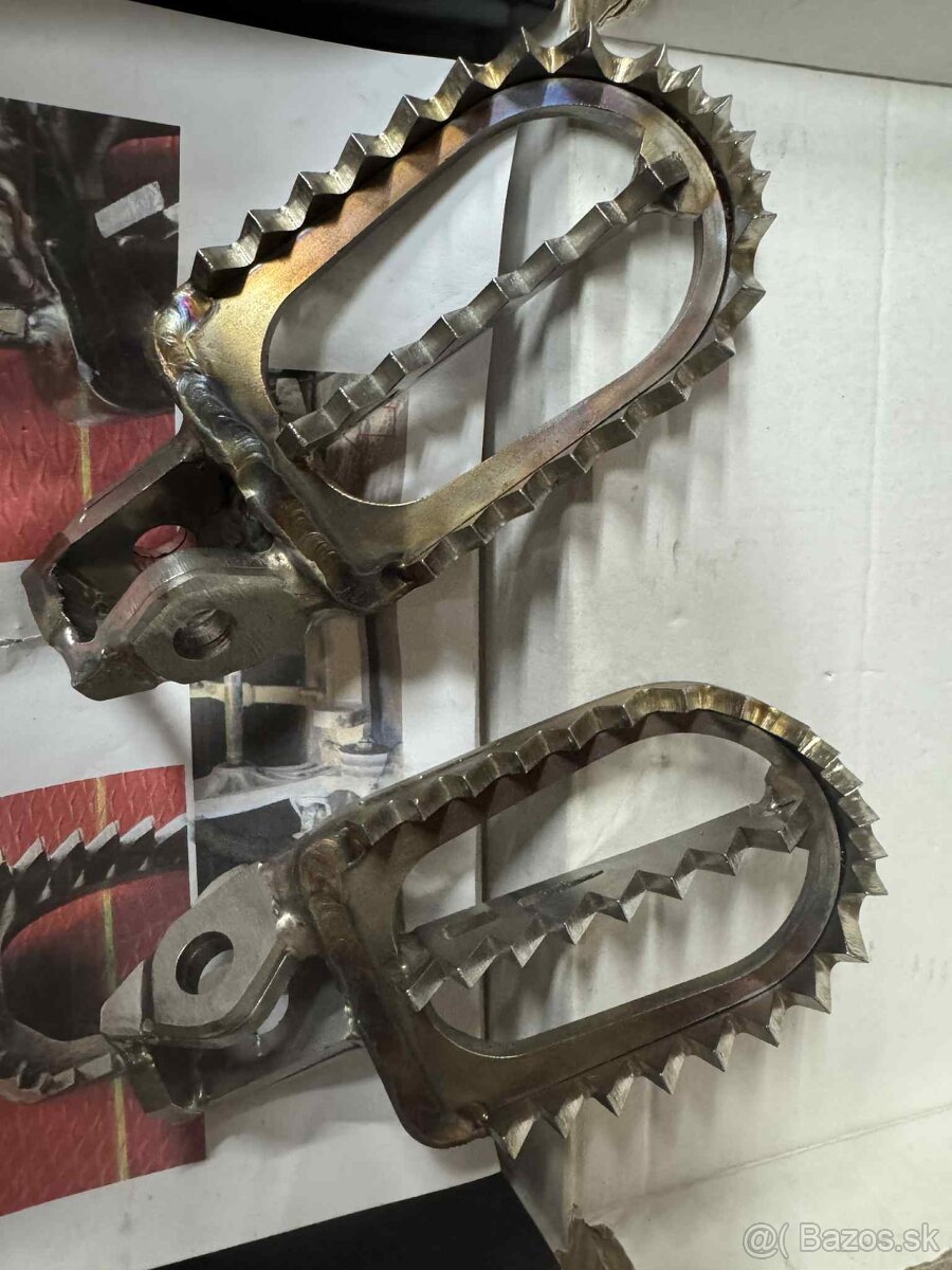 Predám Ktm stupačky mx711pegs - 3