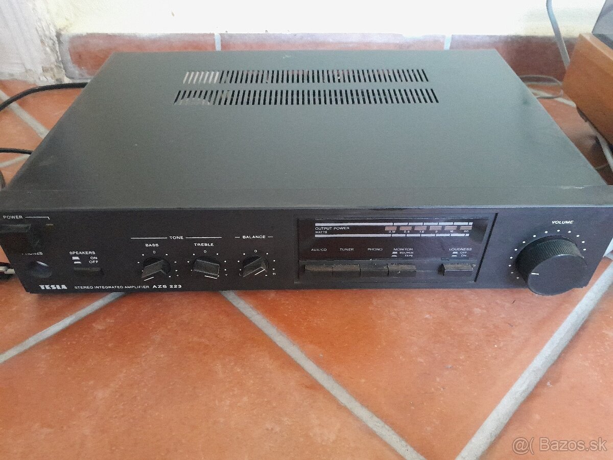 Gramofón Tesla + zosilňovač - 3