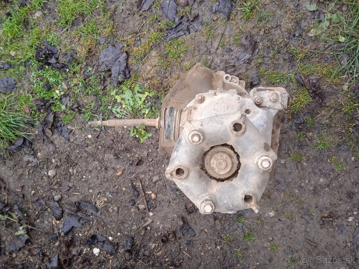 Predám prevodovku z LADA - 3