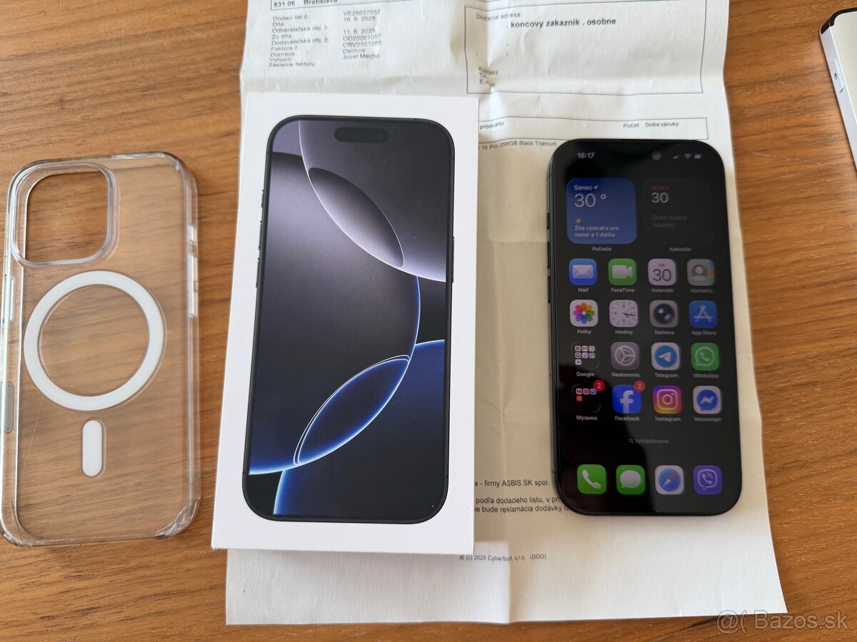 iPhone 16 Pro 256GB Black Titanium - 3