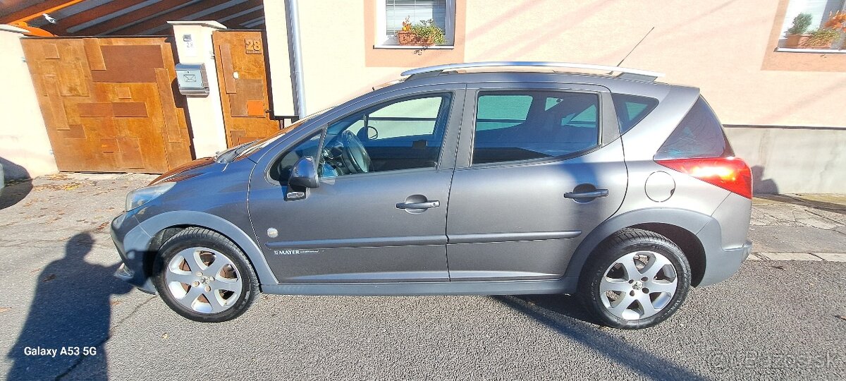 Predám Peugeot 207 SW 1.6 HDI - 3
