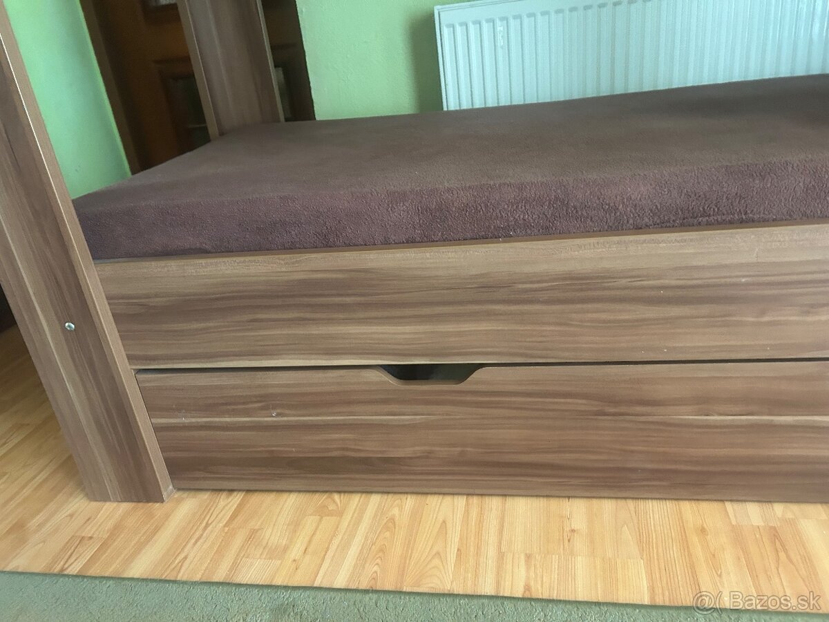 Poschodová masívna posteľ - 3