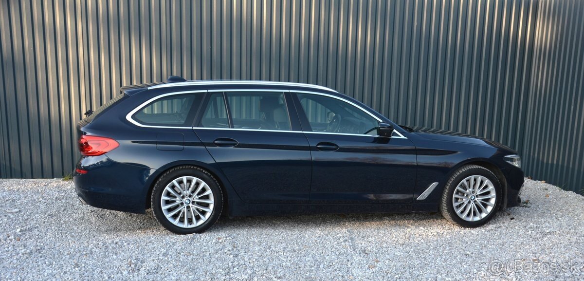 BMW rad 5 Touring 2019 3.00 D 540x drive - 3